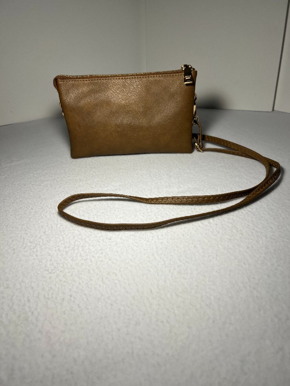 Riley Crossbody by Jen & Co. Purse Bag Three Compartment Brown Faux Leather Adju